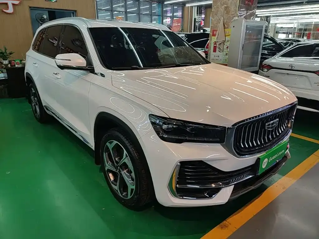 Geely Xingyue L — фото 6