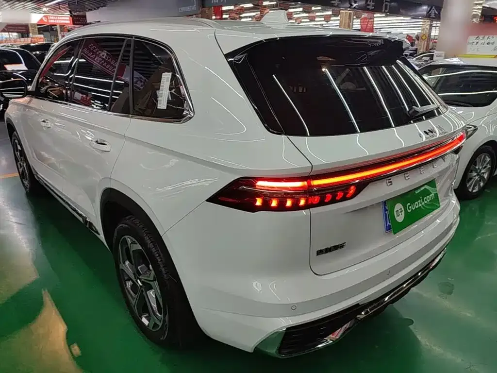 Geely Xingyue L — фото 7