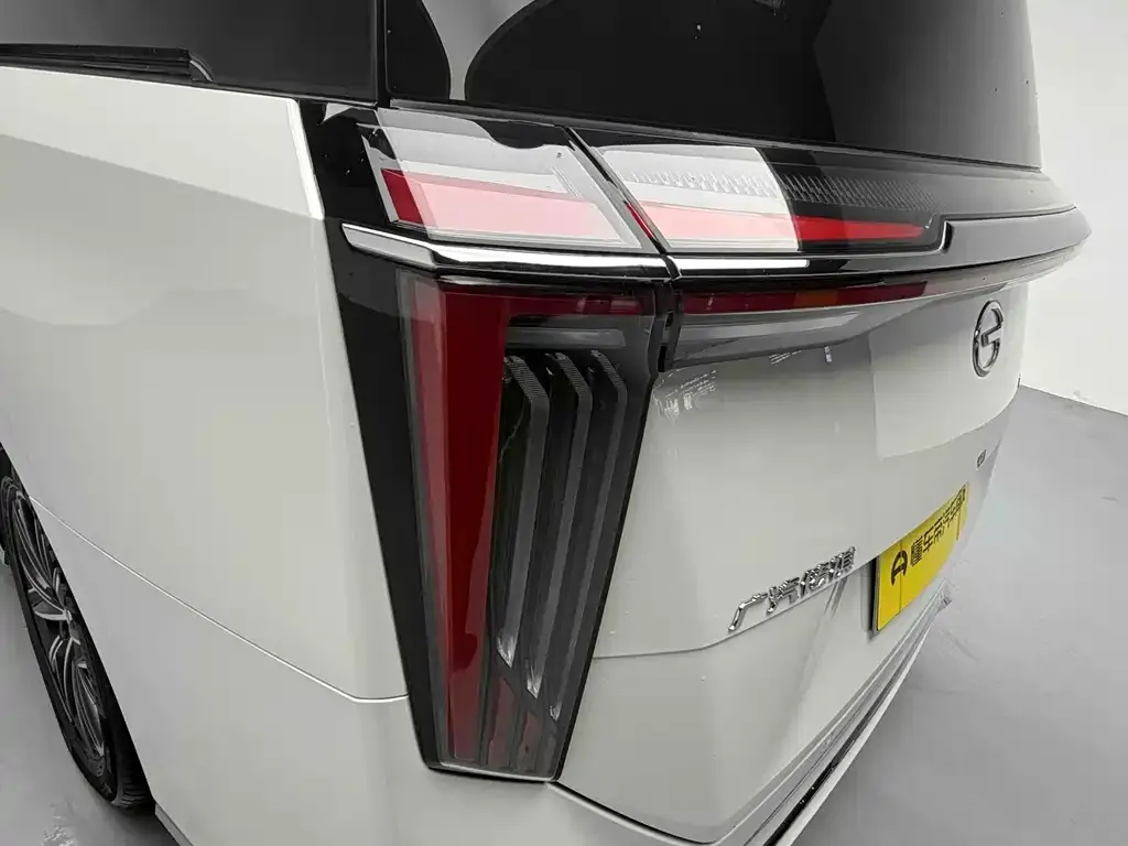 GAC Motor Trumpchi M8 — фото 6