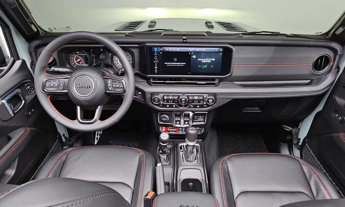 Jeep Wrangler 2024 из KR, фото 4