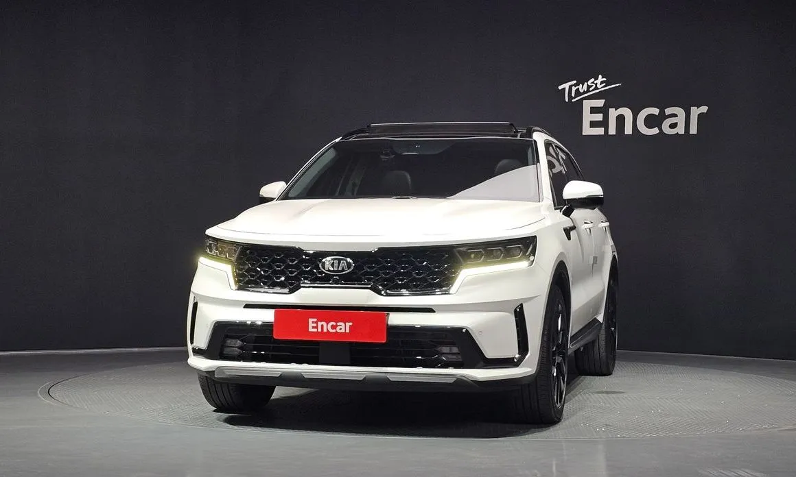 Kia Sorento — фото 7