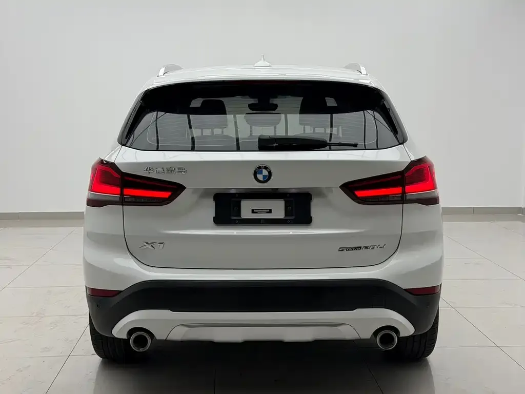 BMW X1 — фото 4