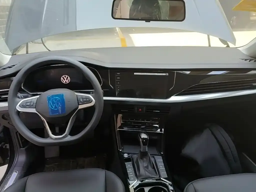 Volkswagen 帕萨特插电混动 — фото 2