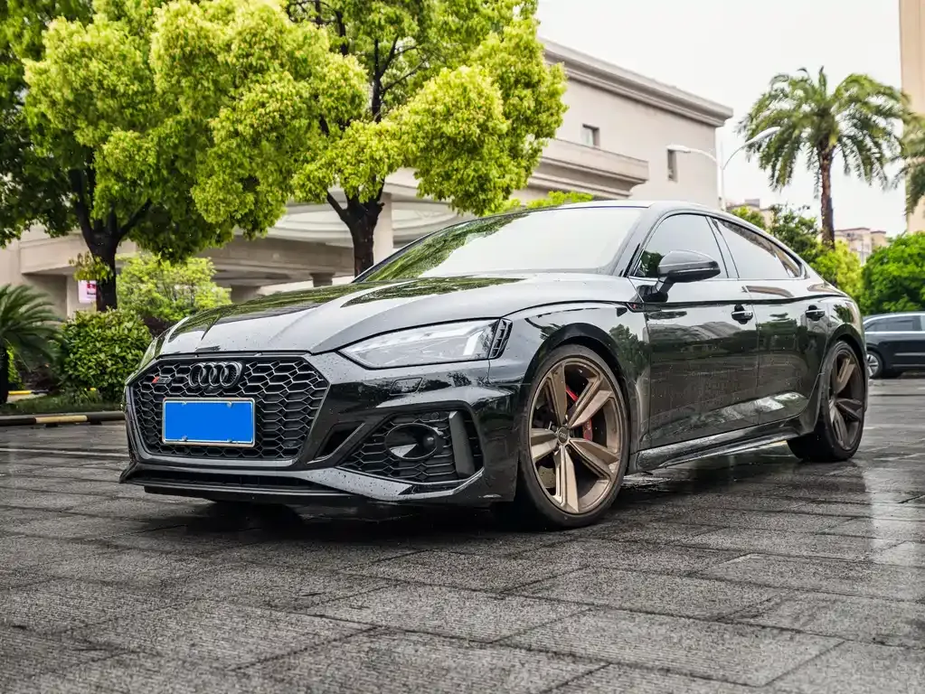 Audi RS 5 — фото 1