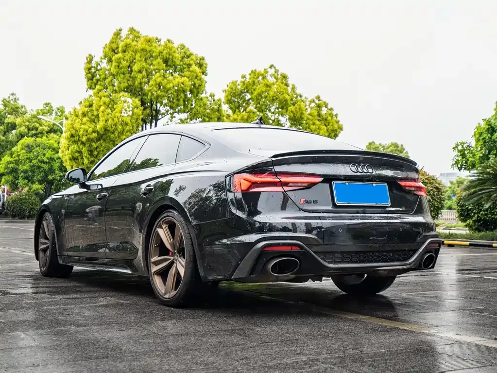 Audi RS 5 — фото 8