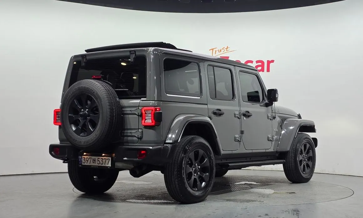 Jeep Wrangler — фото 4