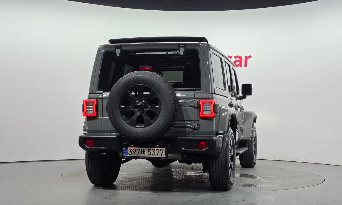 Jeep Wrangler — фото 3
