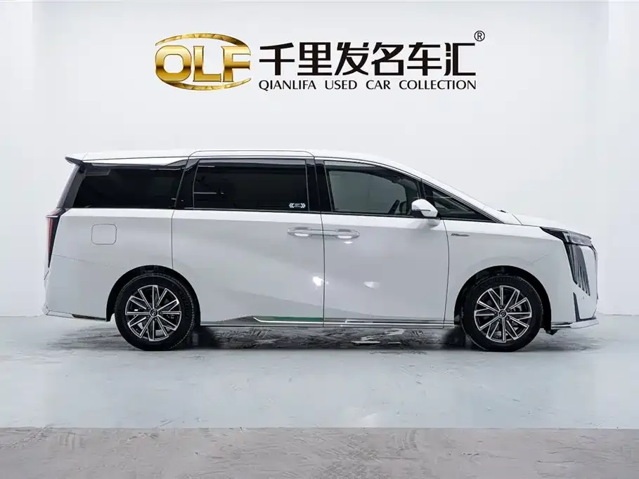 GAC Motor Trumpchi M8 — фото 7