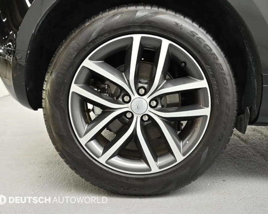 Land Rover Range Rover Evoque — фото 10