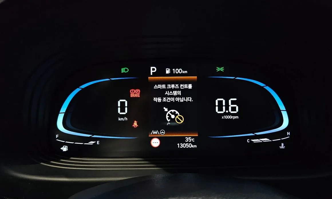 Hyundai Venue — фото 2