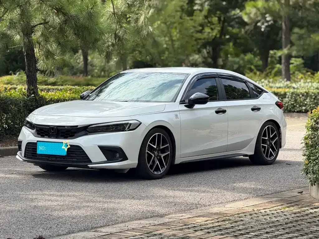Honda Civic — фото 1