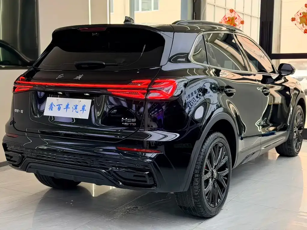 Hongqi HS5 — фото 3