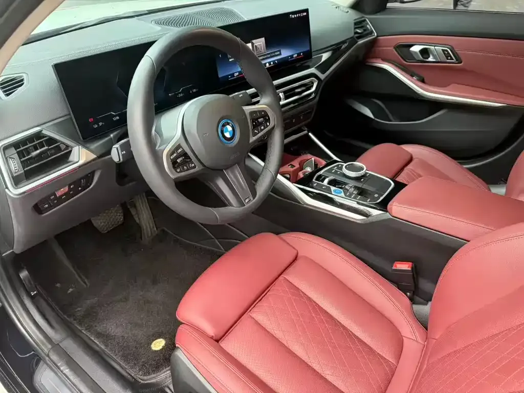 BMW i3 — фото 9