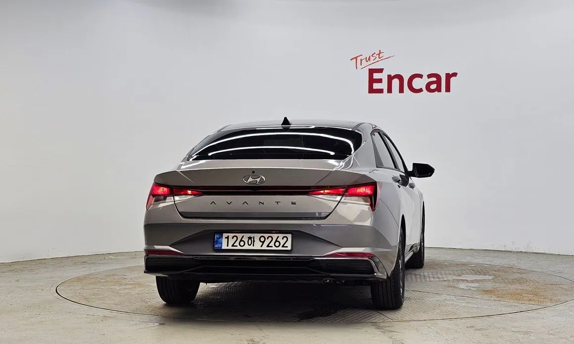 Hyundai AVANTE — фото 2