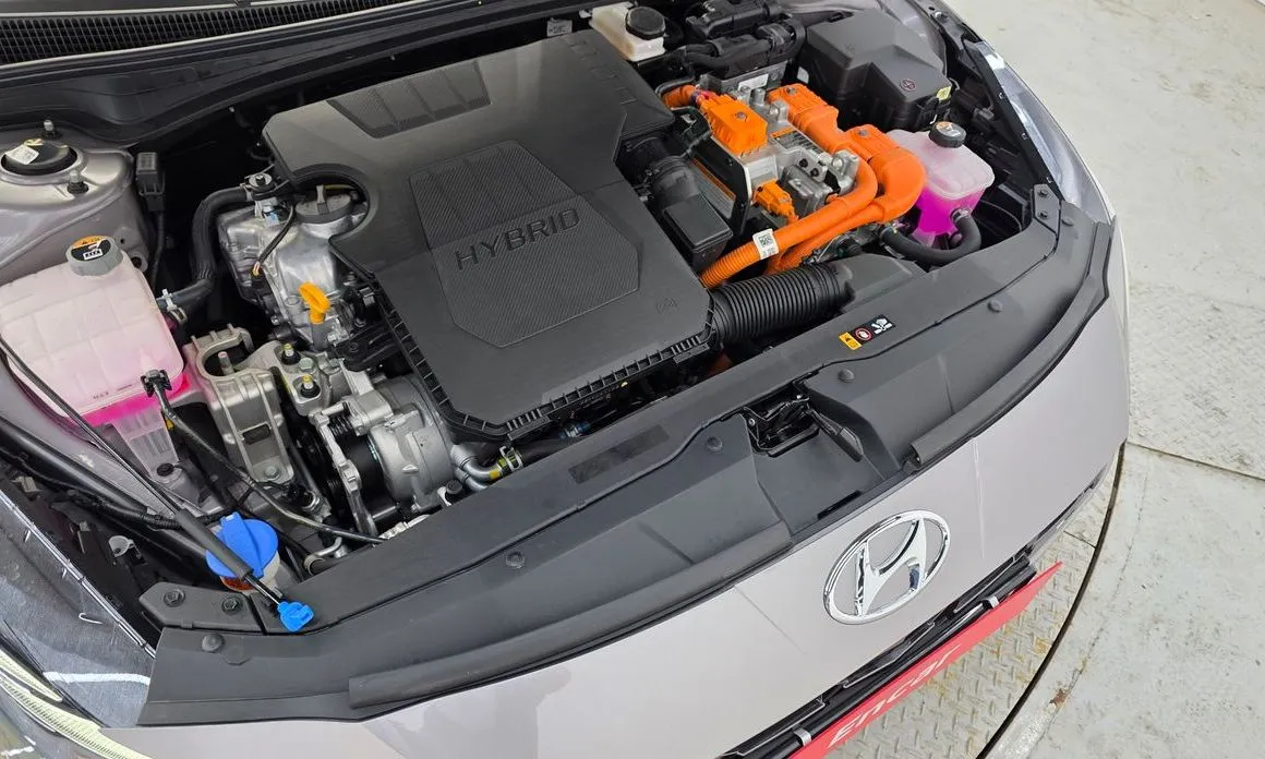 Hyundai AVANTE — фото 9
