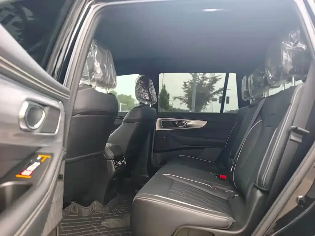 GAC Motor Trumpchi GS8 — фото 2