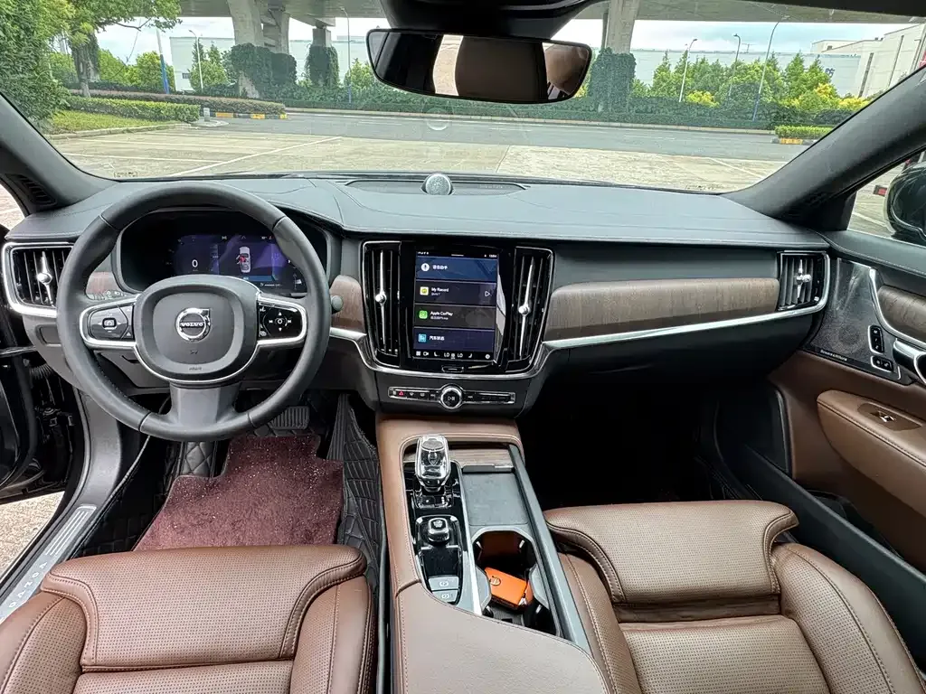 Volvo S90 — фото 3