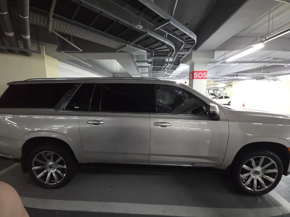 Cadillac Escalade 2021 из KR, фото 10