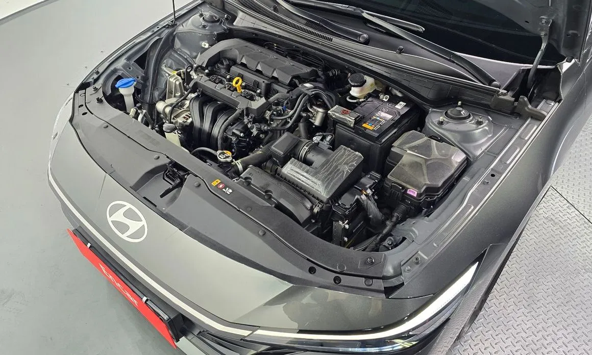Hyundai AVANTE — фото 4