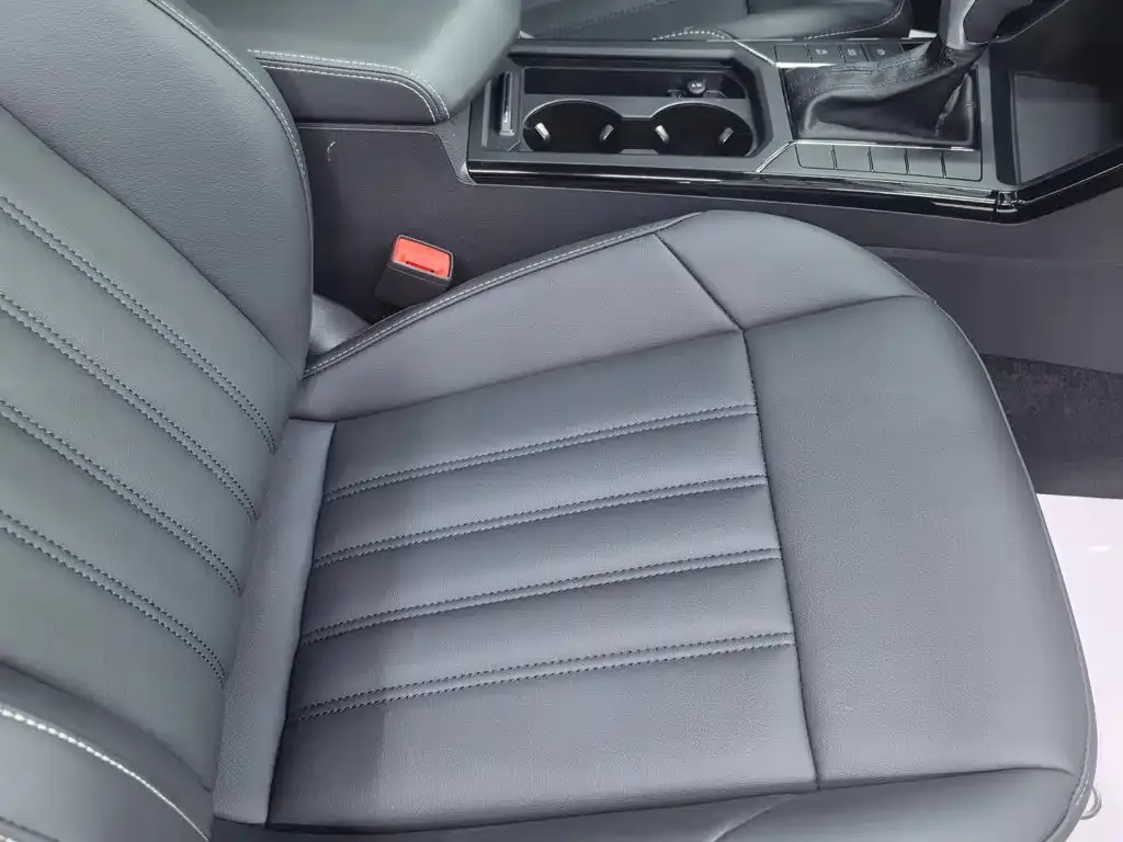 Volkswagen Passat — фото 2
