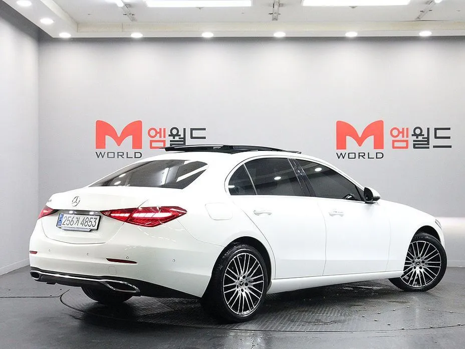 Mercedes-Benz C-Class 2024 из KR, фото 3