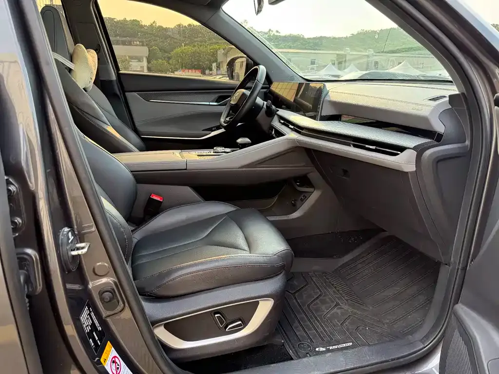 Changan CS75PLUS — фото 10