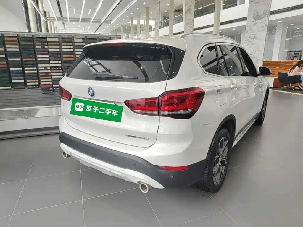 BMW X1 — фото 10