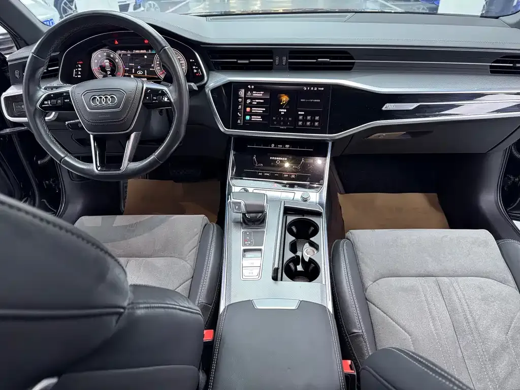 Audi A6L 2022 из CN, фото 6