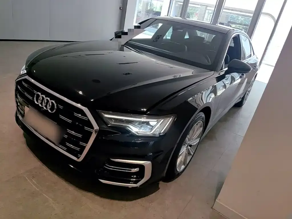 Audi A6L — фото 6