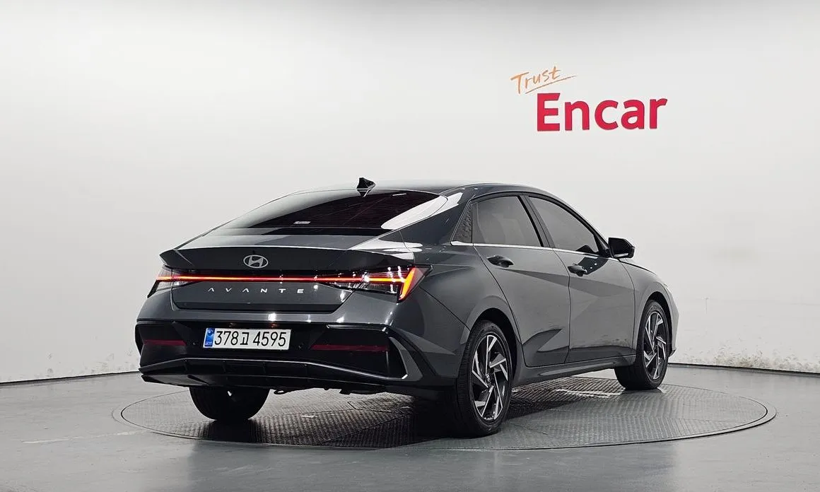 Hyundai AVANTE — фото 2