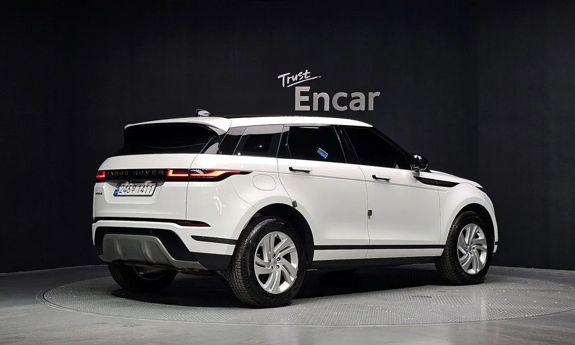 Land Rover Range Rover Evoque — фото 4