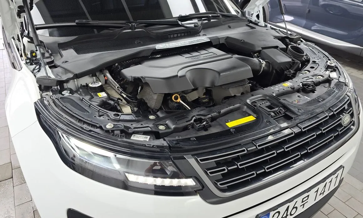Land Rover Range Rover Evoque — фото 9