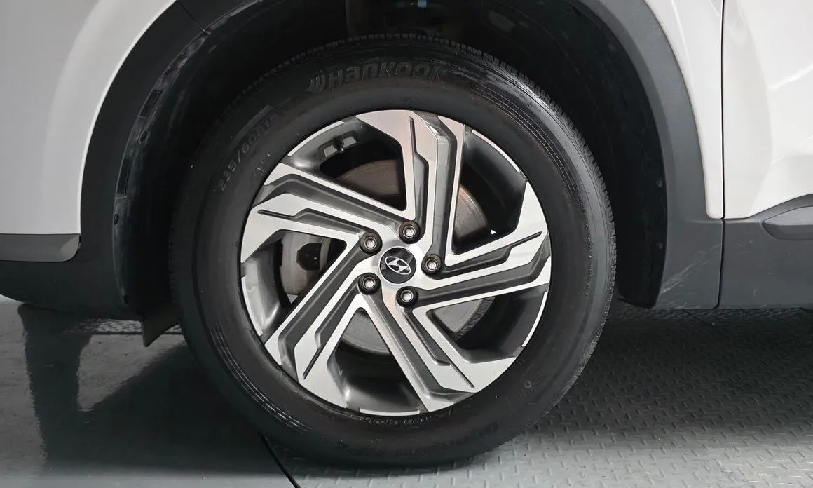 Hyundai Santafe — фото 3