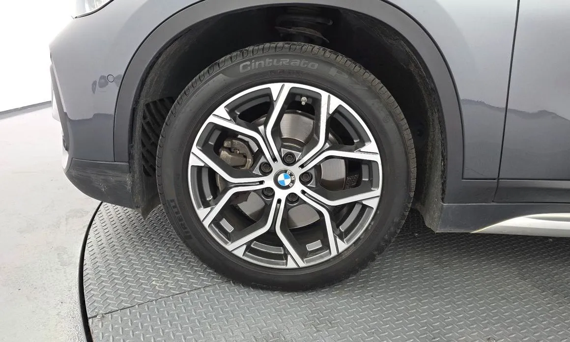 BMW X1 — фото 4