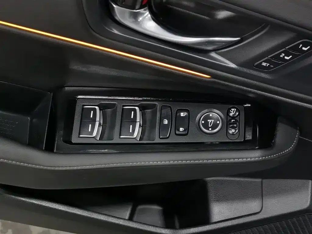 Honda Accord — фото 8
