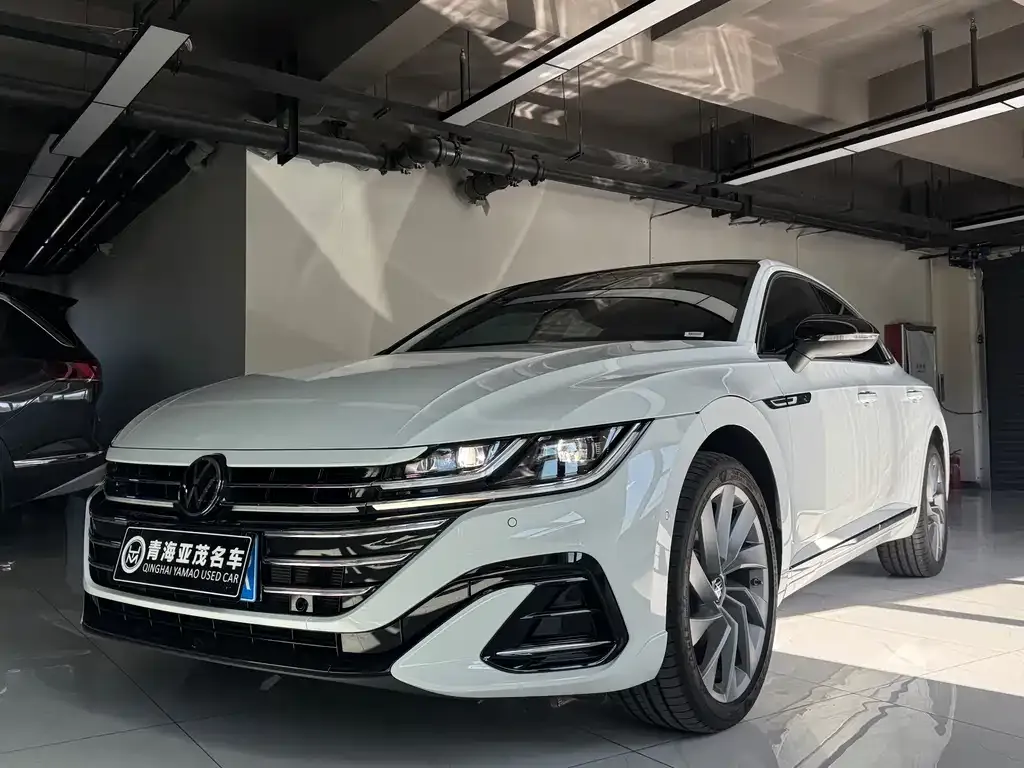 Volkswagen CC — фото 1