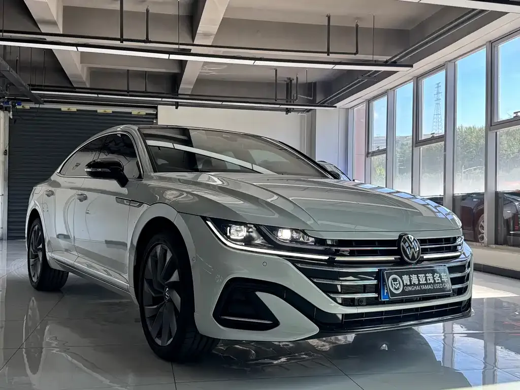 Volkswagen CC — фото 10