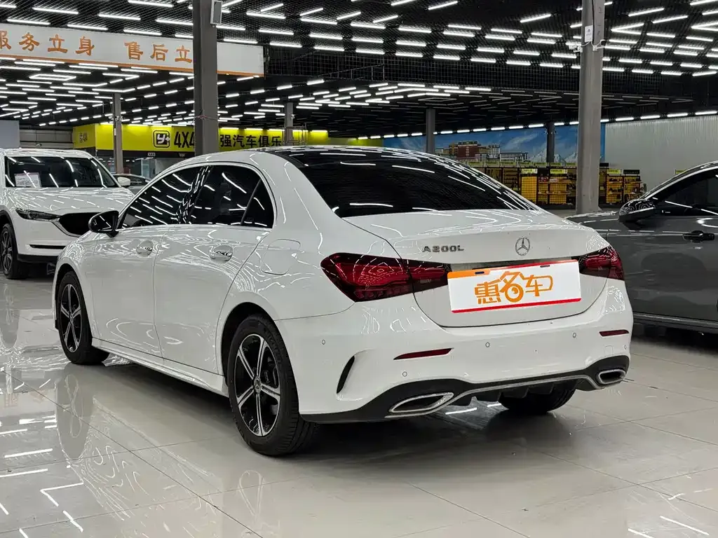 Mercedes-Benz A-Class — фото 7