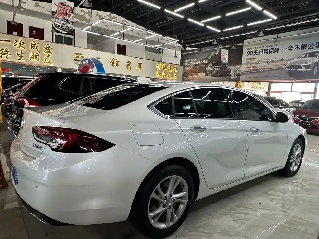 Buick Regal — фото 6