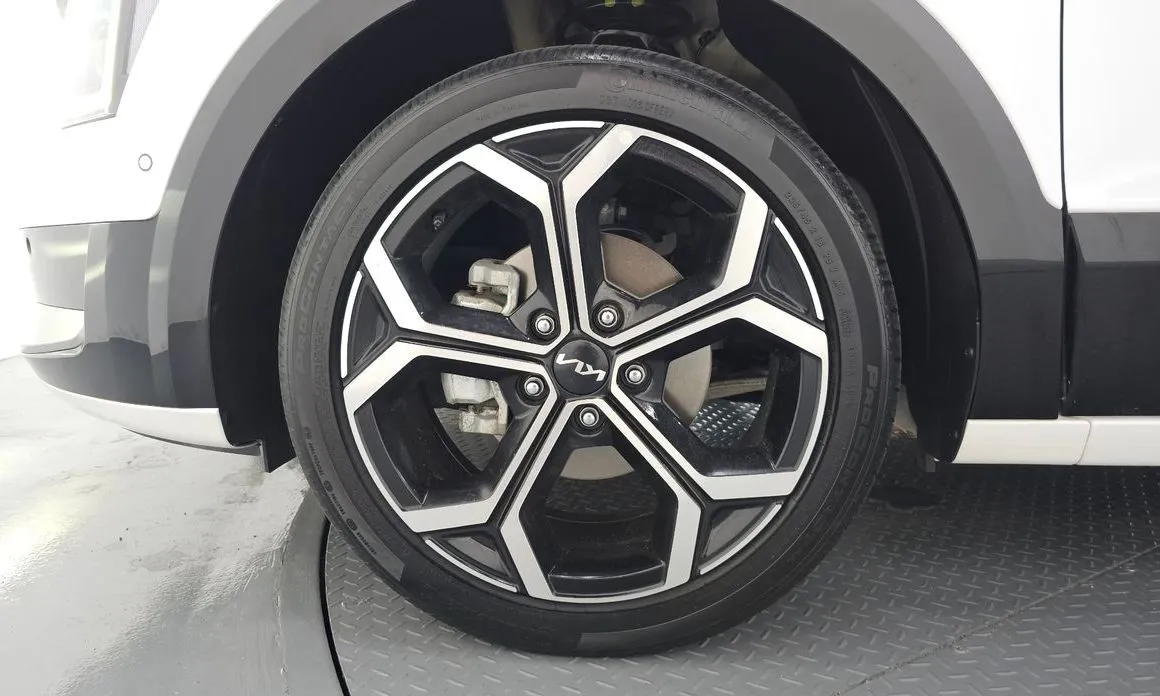 Kia Niro — фото 10