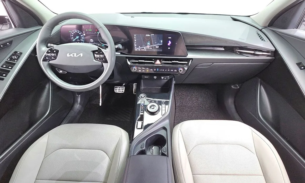 Kia Niro — фото 9