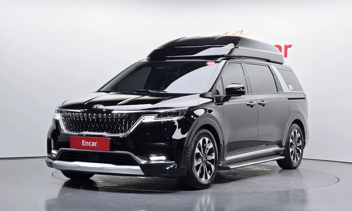 Kia Carnival — фото 1