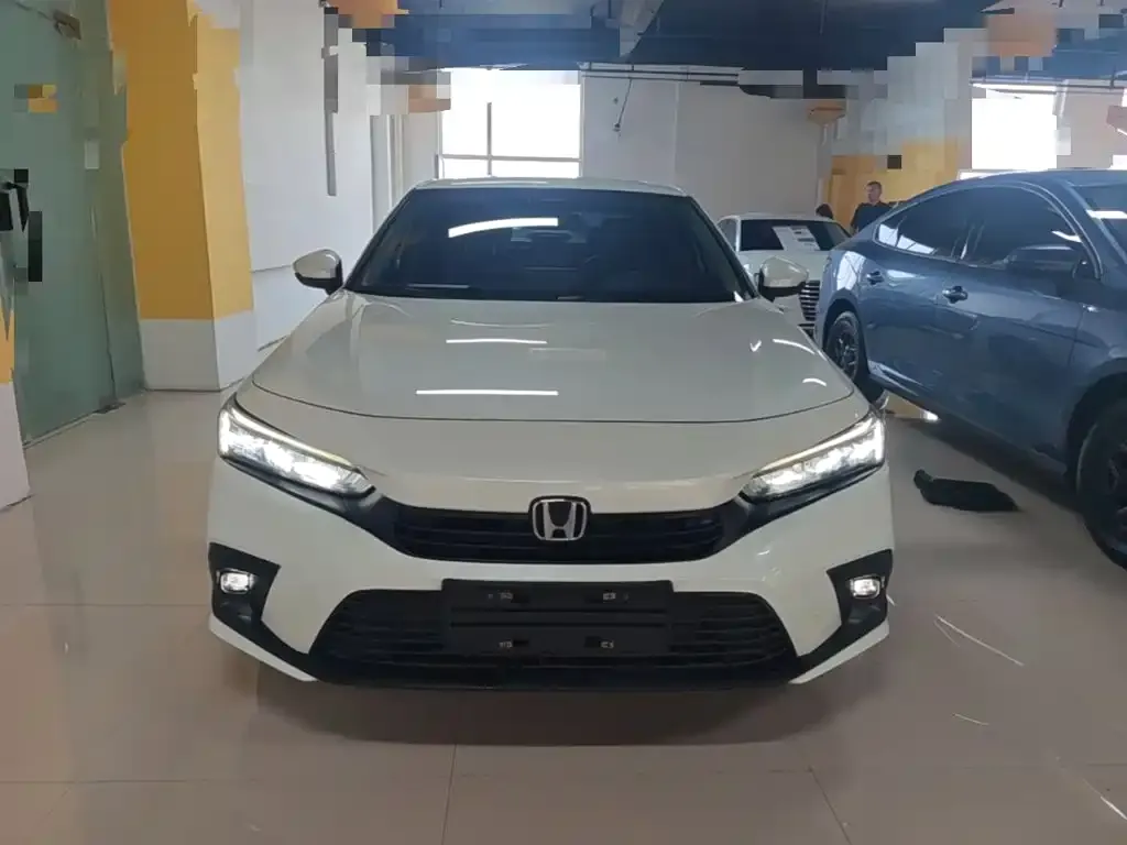 Honda Civic — фото 10