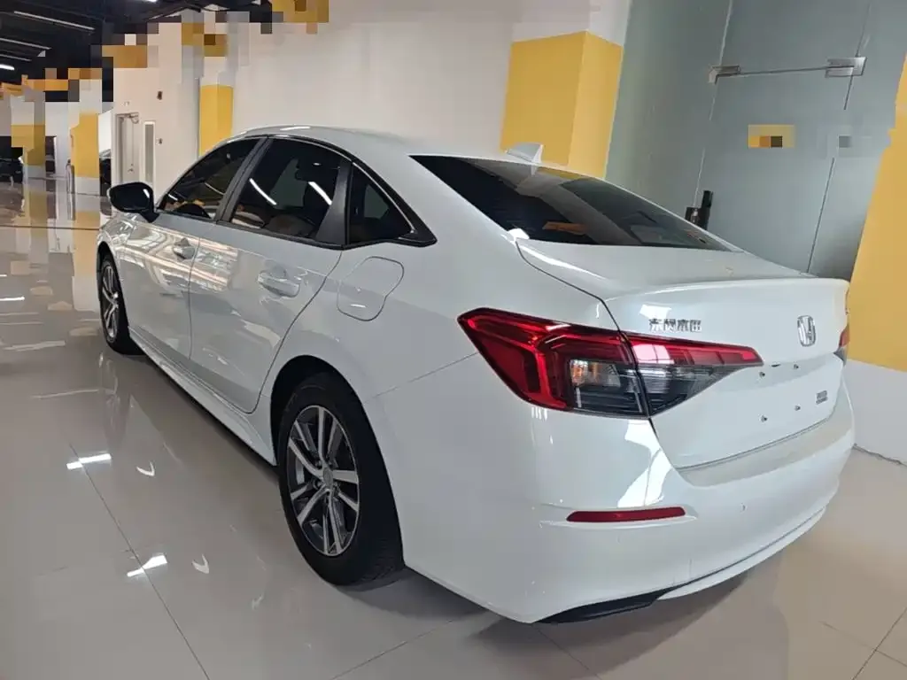 Honda Civic — фото 5