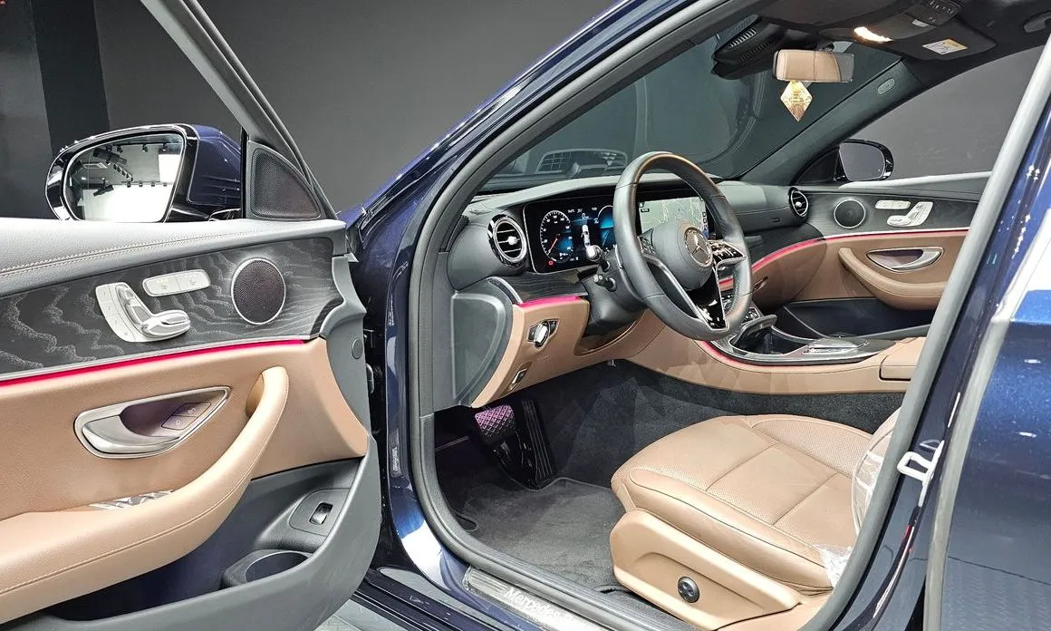 Mercedes-Benz E-Class 2023 из KR, фото 9