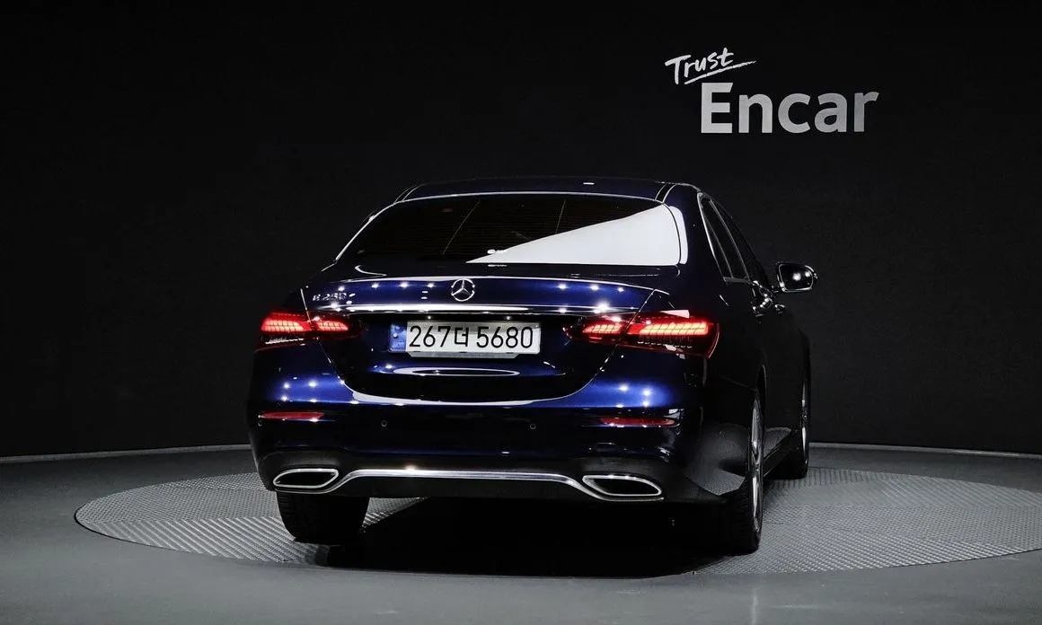 Mercedes-Benz E-Class 2023 из KR, фото 6
