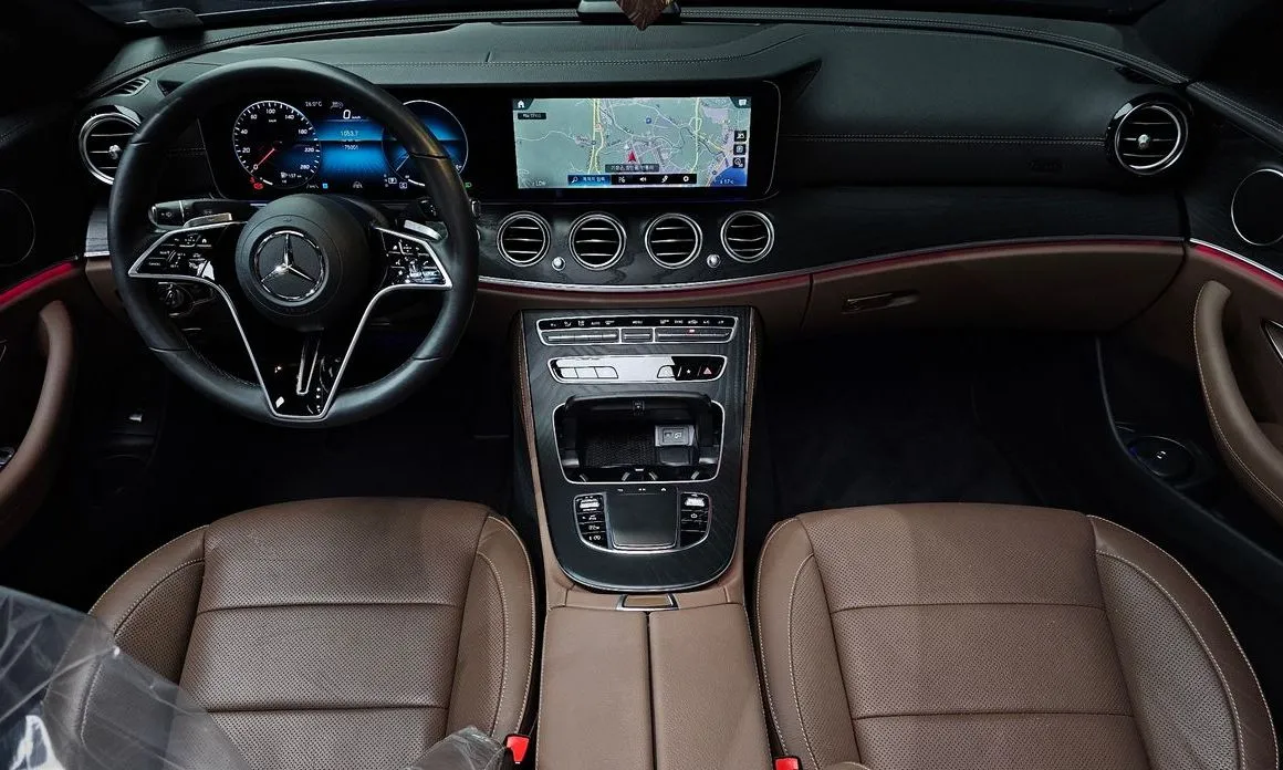 Mercedes-Benz E-Class 2023 из KR, фото 4