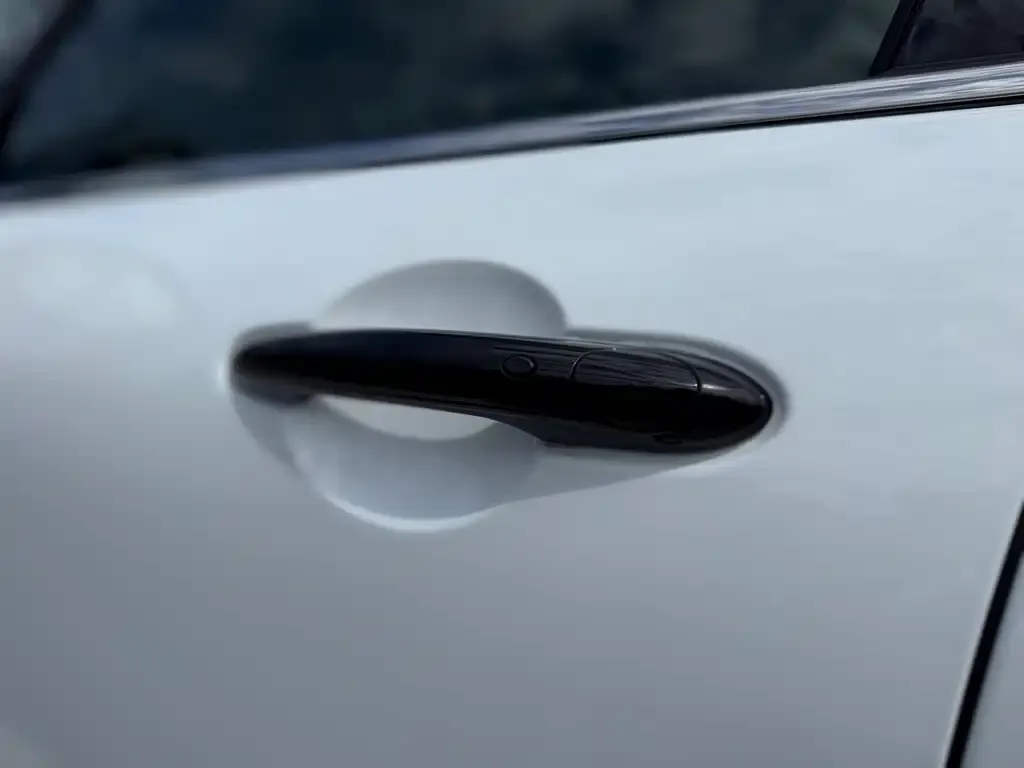 MINI Clubman — фото 2