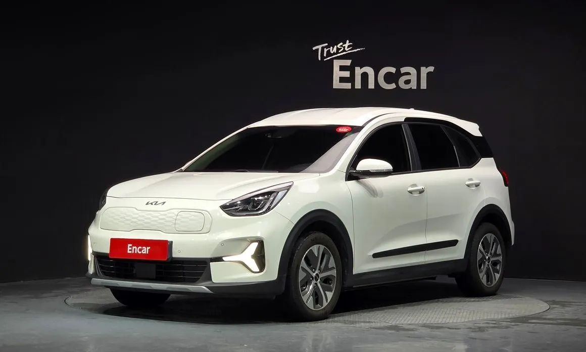 Kia Niro — фото 1