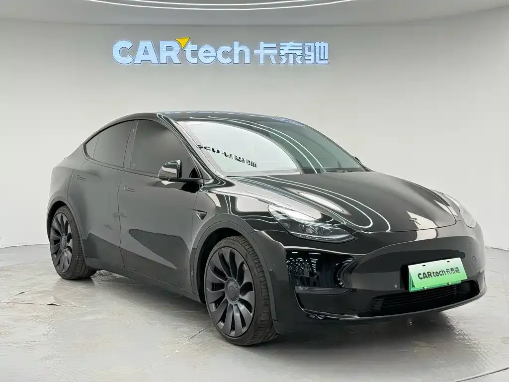 Tesla Model Y — фото 3
